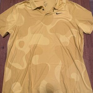 Nike Men's Polo Shirt in Yellow Pattern